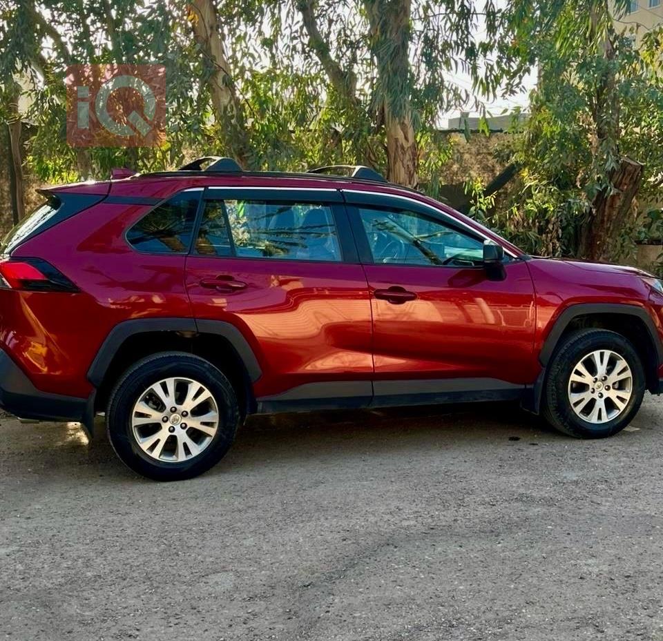 تويوتا راف 4